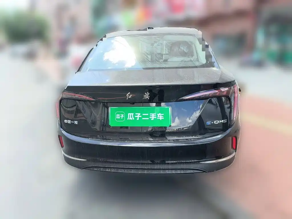 2026 Hongqi E-QM5