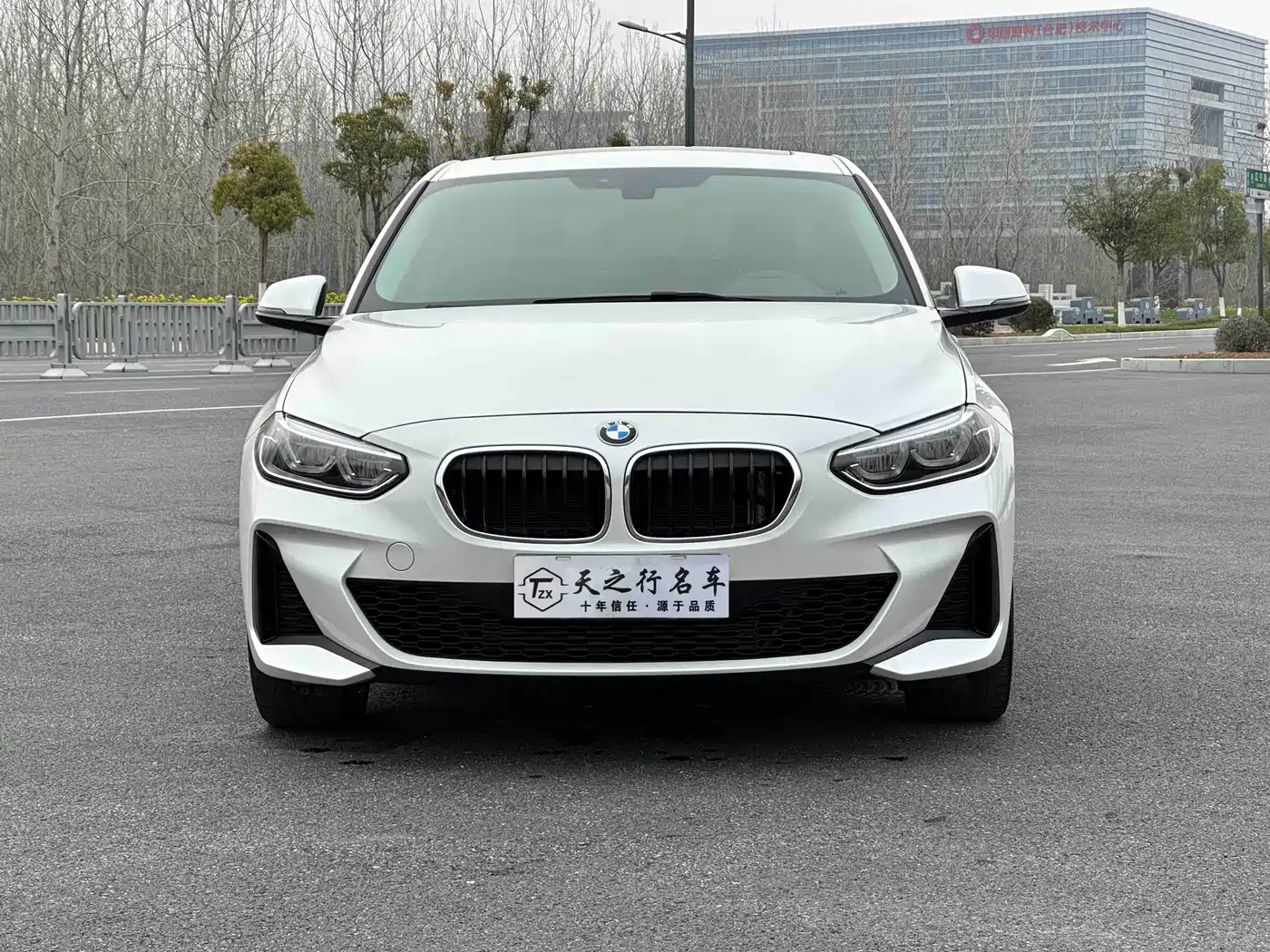BMW 1 Series 2020 Model 125i Leading M Sport Package фото 2
