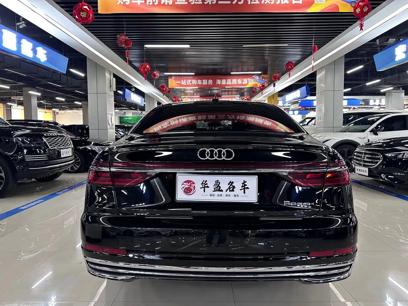 Фото 8 - Audi A8
