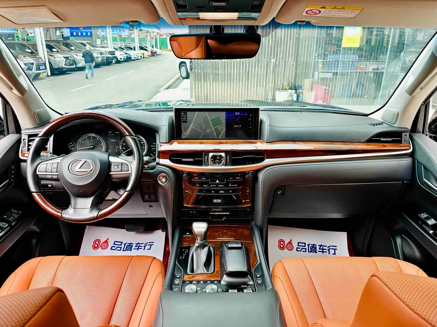 Lexus LX 2019 570 Dynamic Luxury Edition фото 5