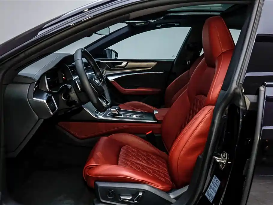 Audi A7L 2024 45 TFSI quattro Black Warrior Edition фото 7