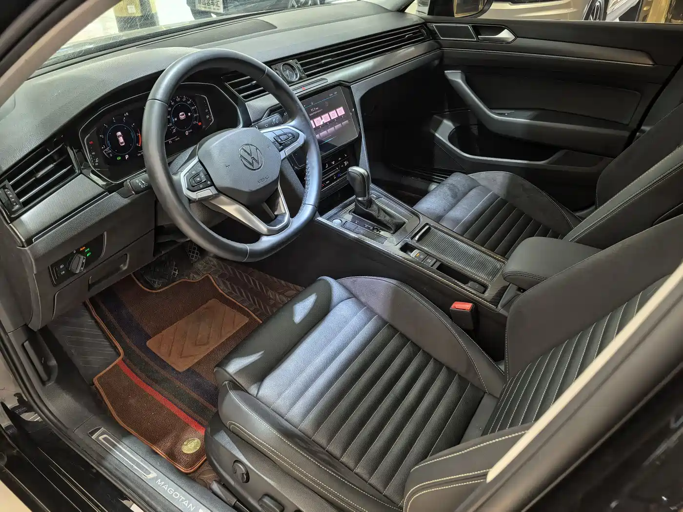 Volkswagen Magotan 2020 330TSI DSG Leading фото 8