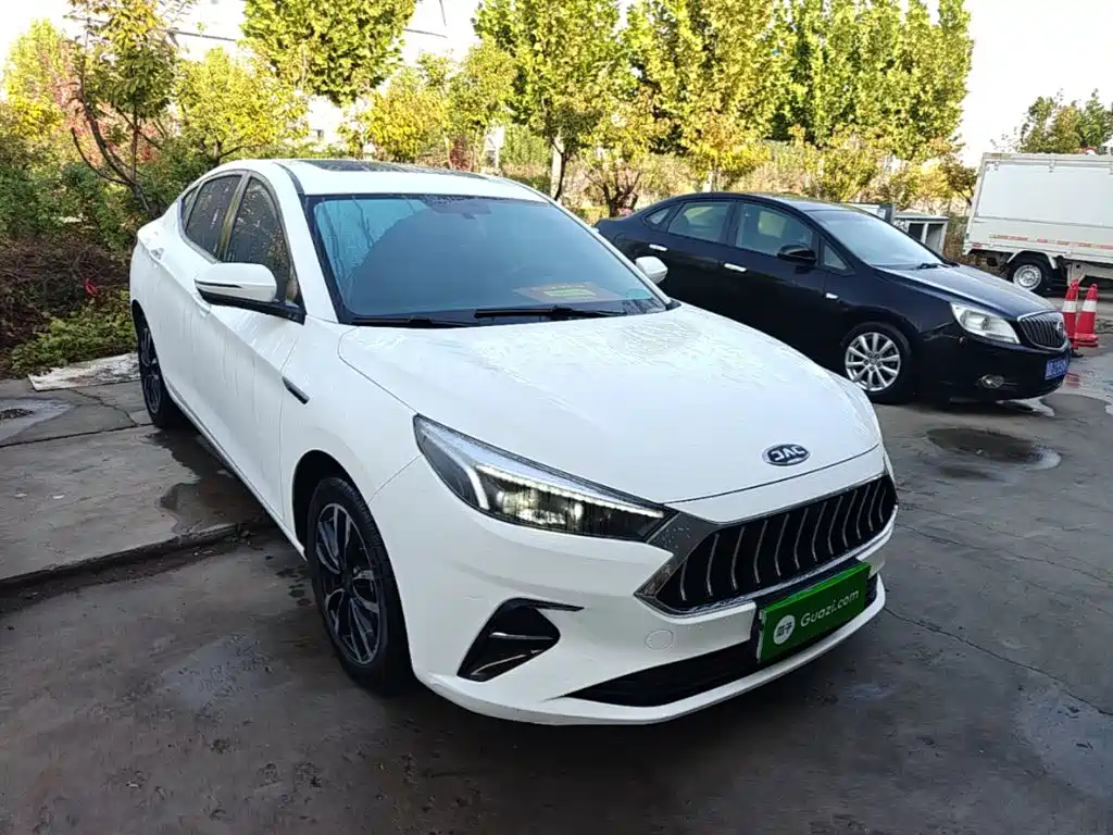 JAC JAC J7 2019 2020 1.5T CVT Surpass Type
