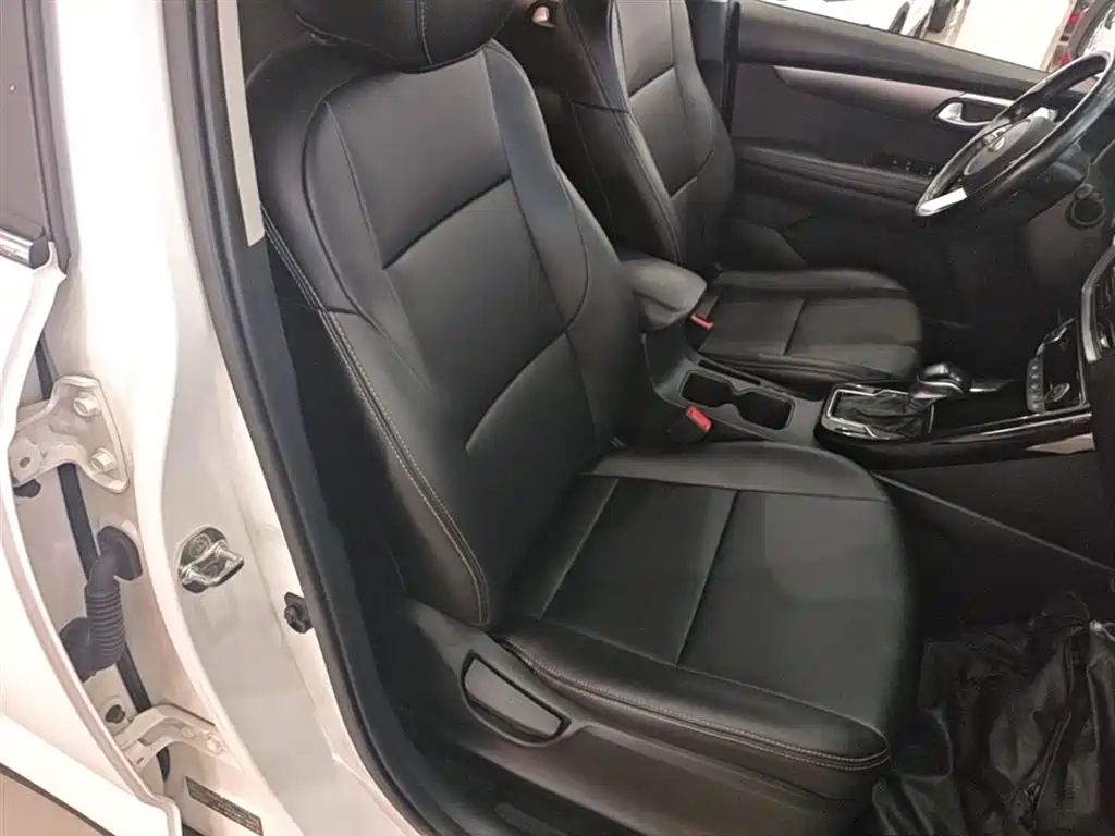 Kia Sportage 2019 2.0L Automatic Smart Luxury Edition фото 25