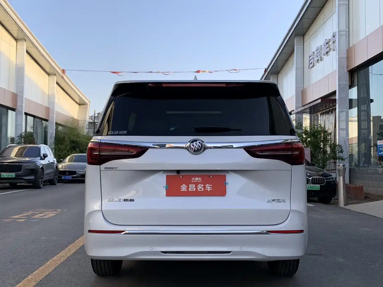 Buick GL8 2021 ES Landlord 653T Comfort фото 3