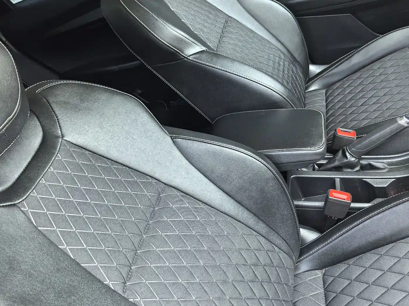 Škoda Karoq 2018 TSI280 Luxury Edition China V фото 23