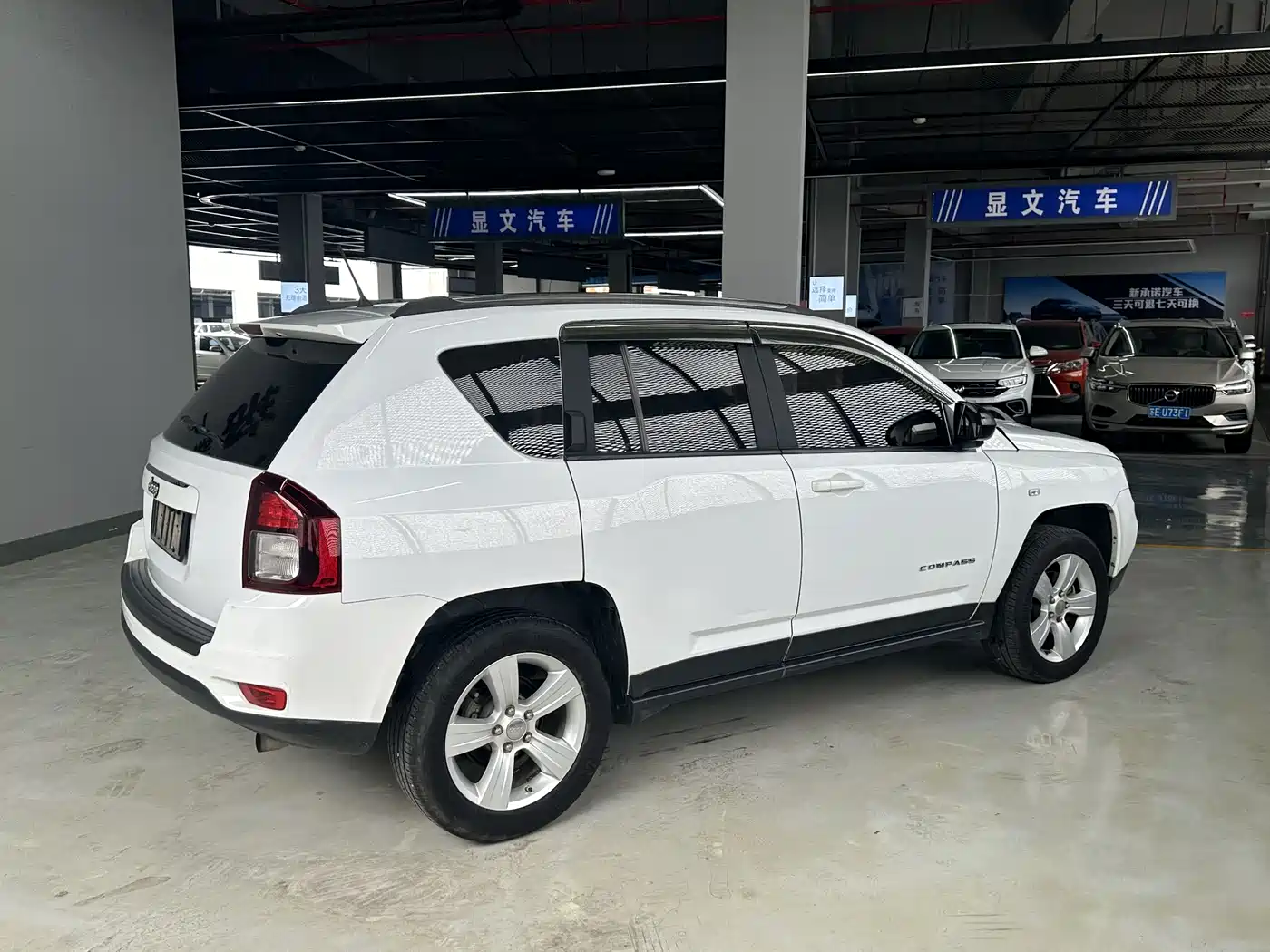 Jeep Compass (Import) 2015 2014 Facelift 2.0L 2WD Progressive Edition