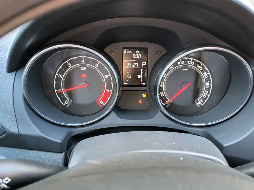 Photo 12 - MG GT