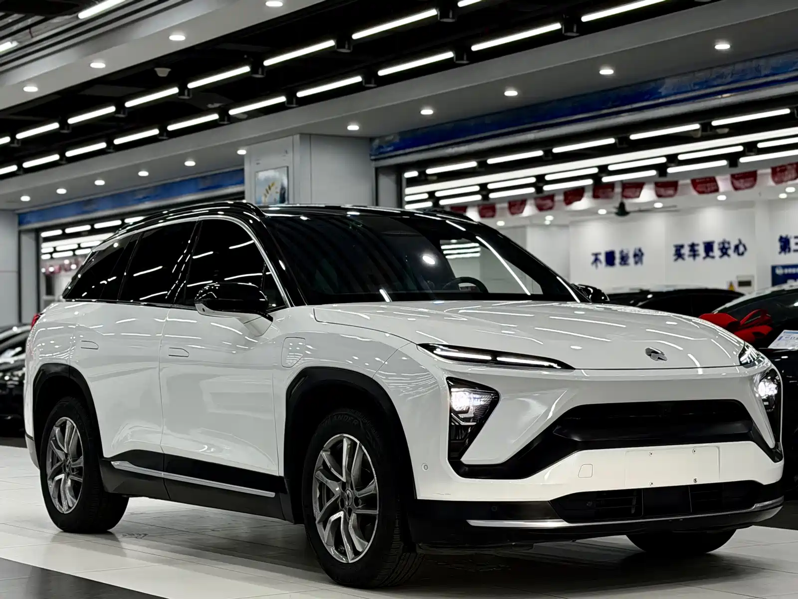 Фото 3 - NIO ES6