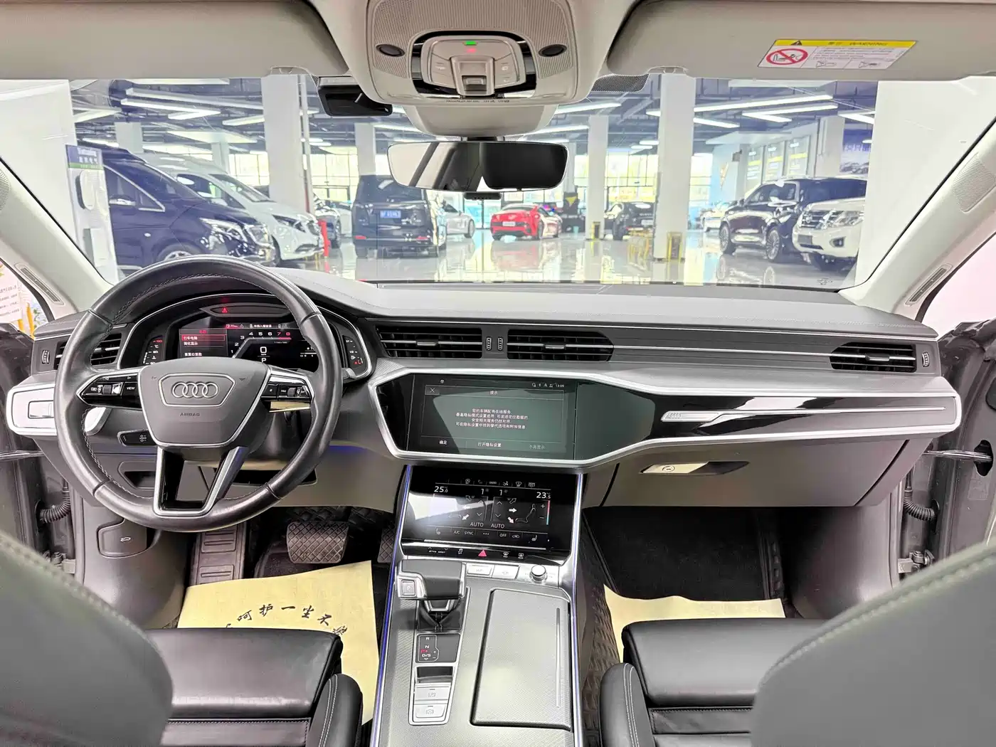Audi A7 2023 Model 45 TFSI Premium Selection Edition фото 8