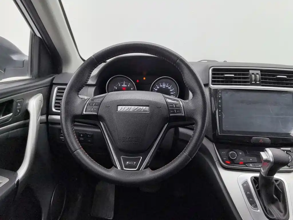 Photo 11 - Haval M6