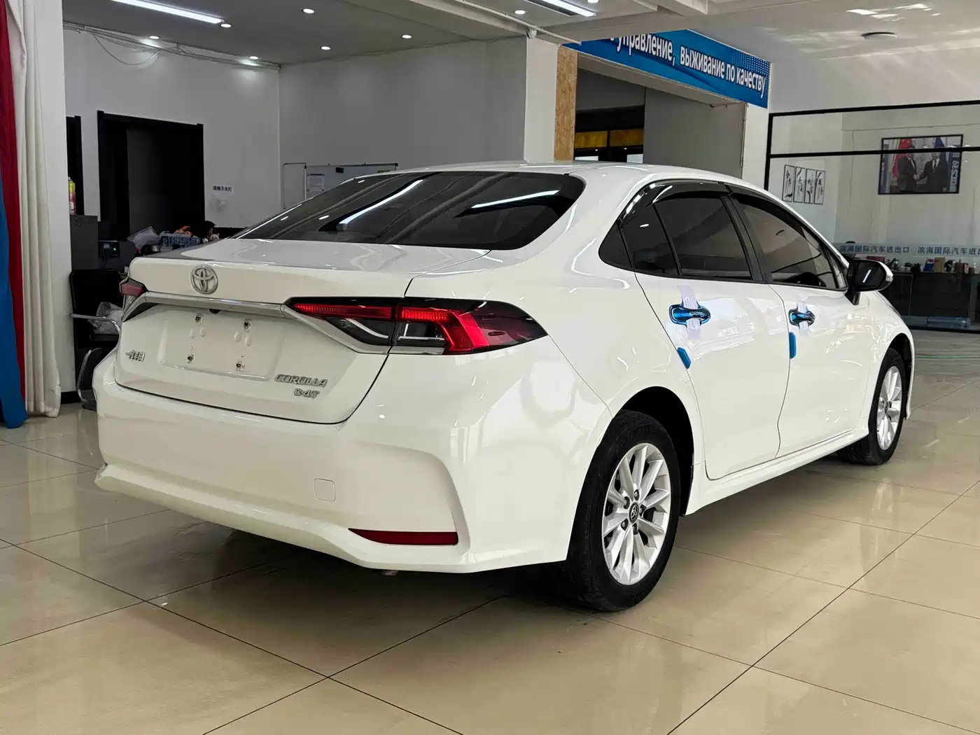 Toyota Corolla 2022 1.2T S-CVT Pioneer PLUS Edition фото 6