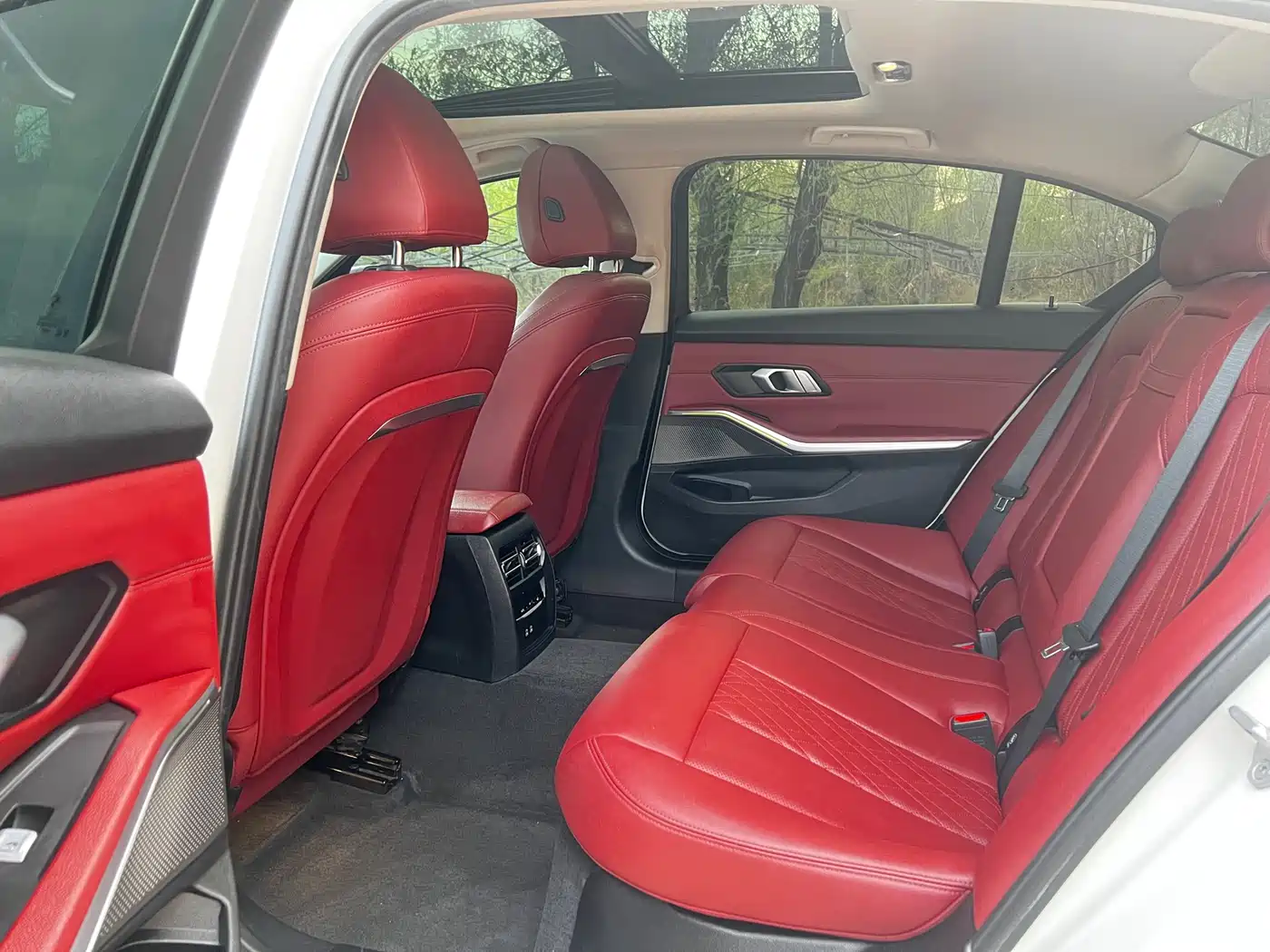 BMW 3 Series 2023 320Li M Sport Package фото 18