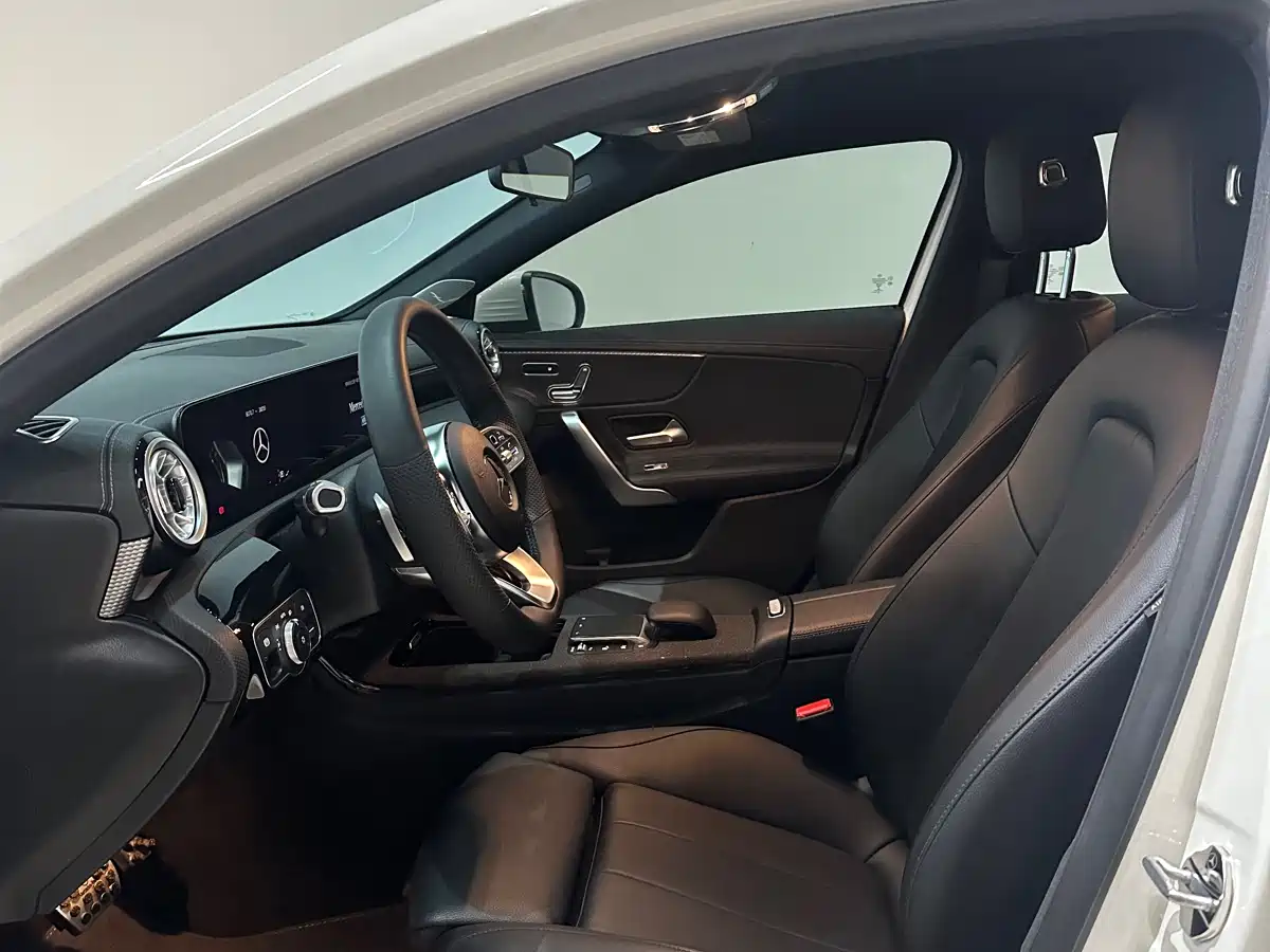 Mercedes-Benz A-Class 2022 Facelift A 200 L Sport Sedan Fashion Style фото 4