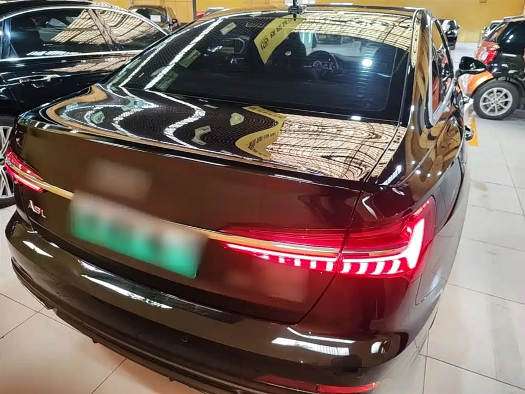 Photo 6 - Audi A6L New Energy