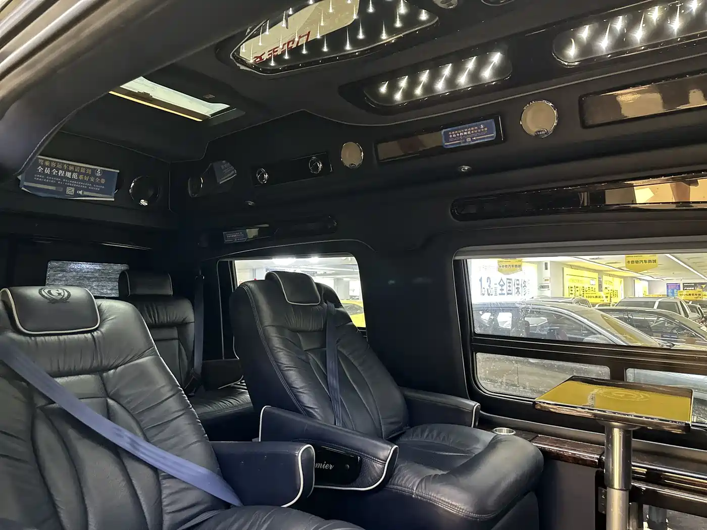 GMC Savana 2016 2014 6.0L Long Wheelbase Leader Edition