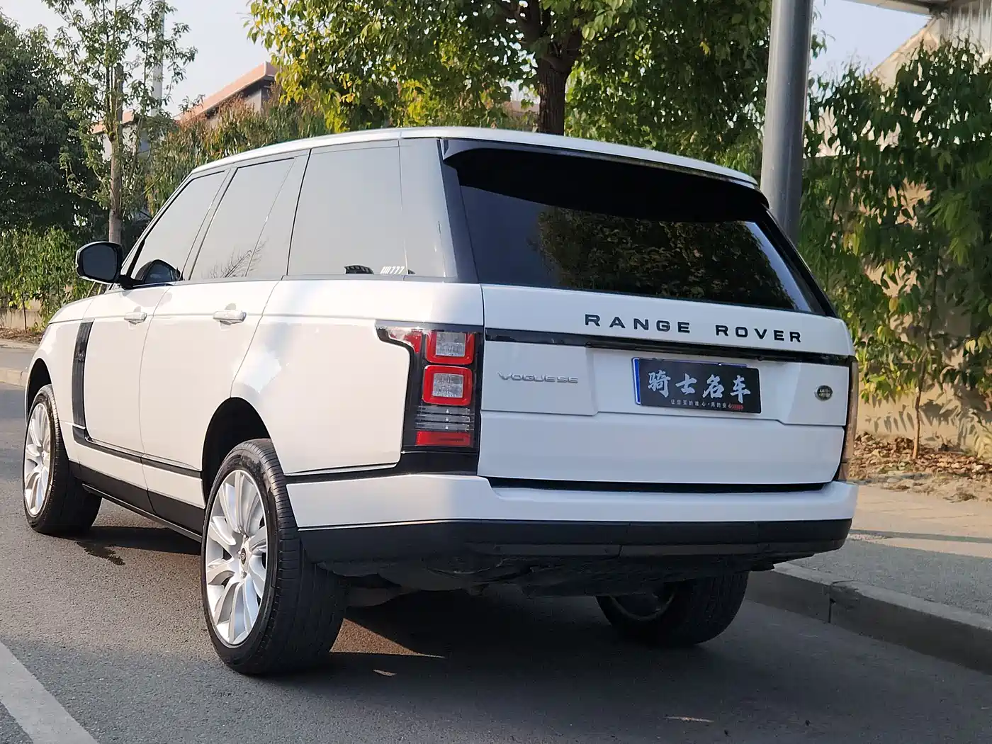 Land Rover Range Rover 2013 NA 5.0 V8 Vogue SE фото 4