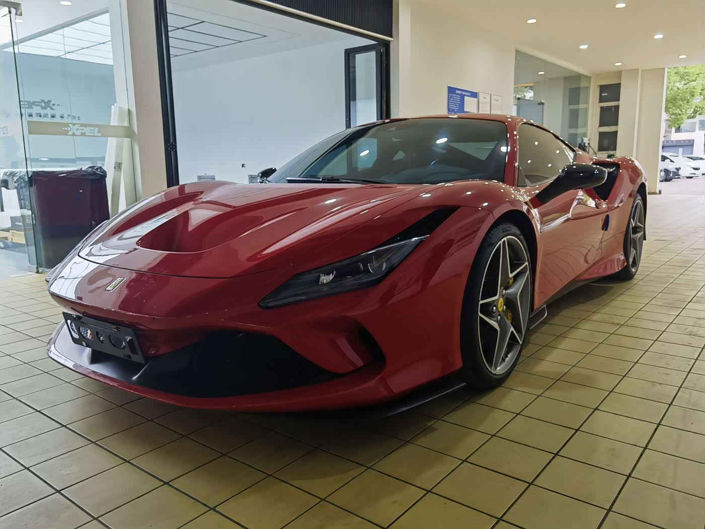Ferrari F8