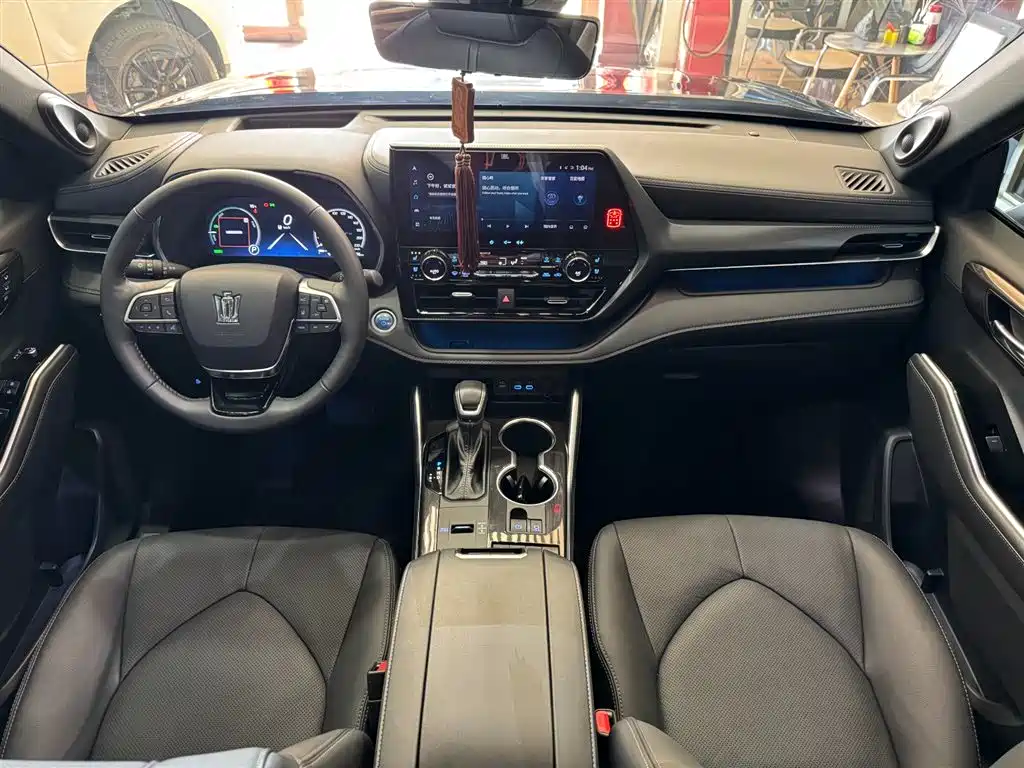 Toyota Crown Kluger 2022 2.5L HEV 4WD Flagship Edition фото 7