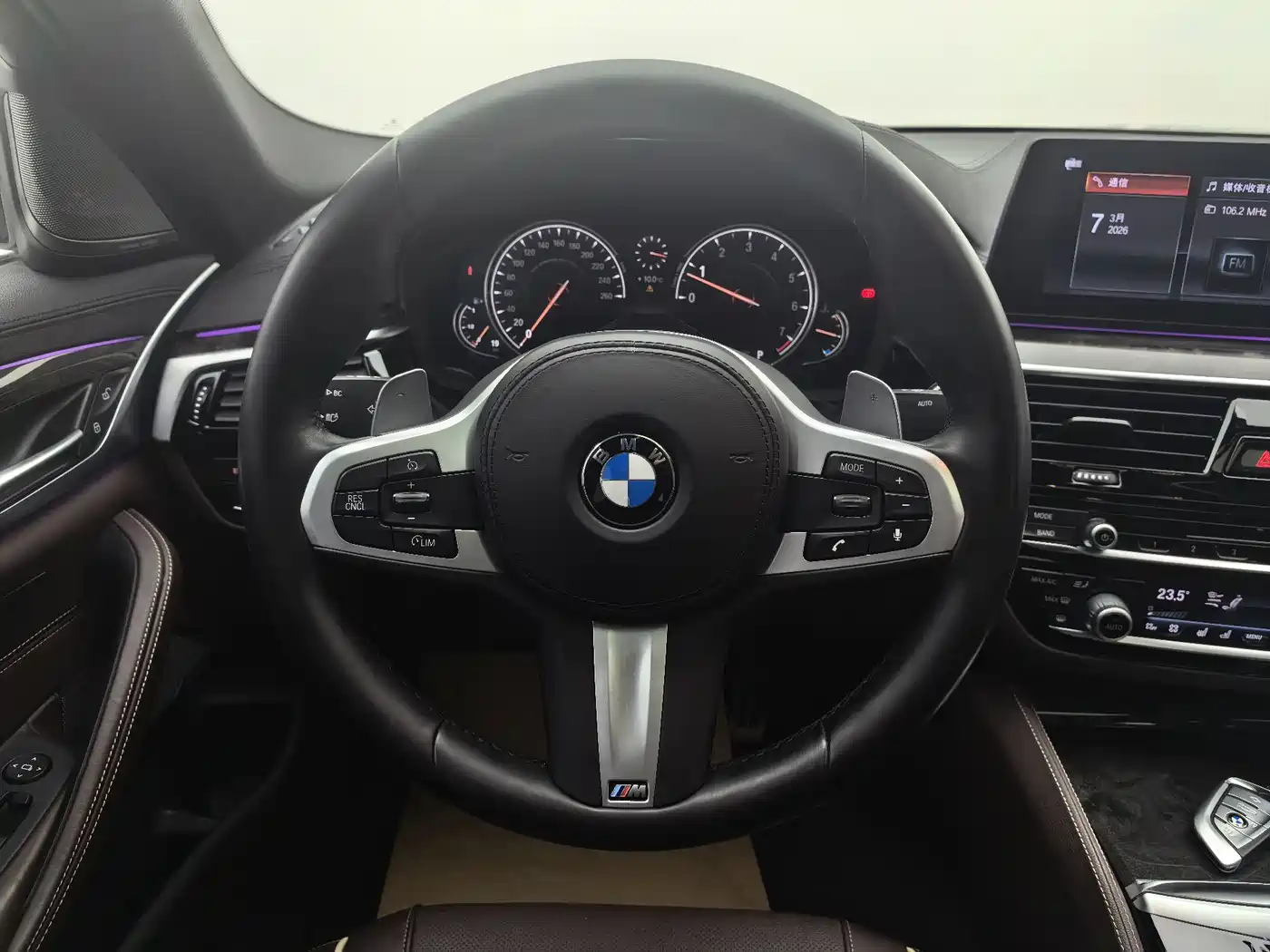 BMW 5 Series 2018 530Li Premium M Sport Package фото 27