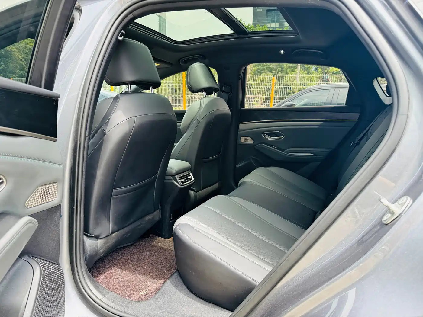 BYD Qin L 2024 DM-i 120KM Leading фото 5
