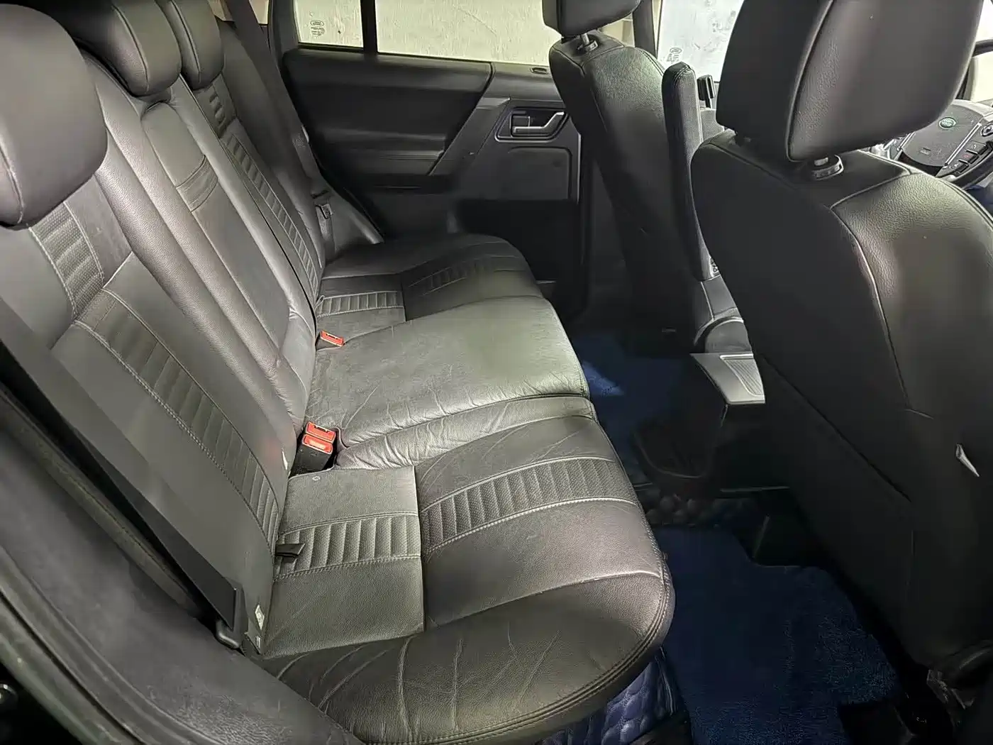 Land Rover Freelander 2 2013 2.0T Si4 SE Petrol Version фото 7