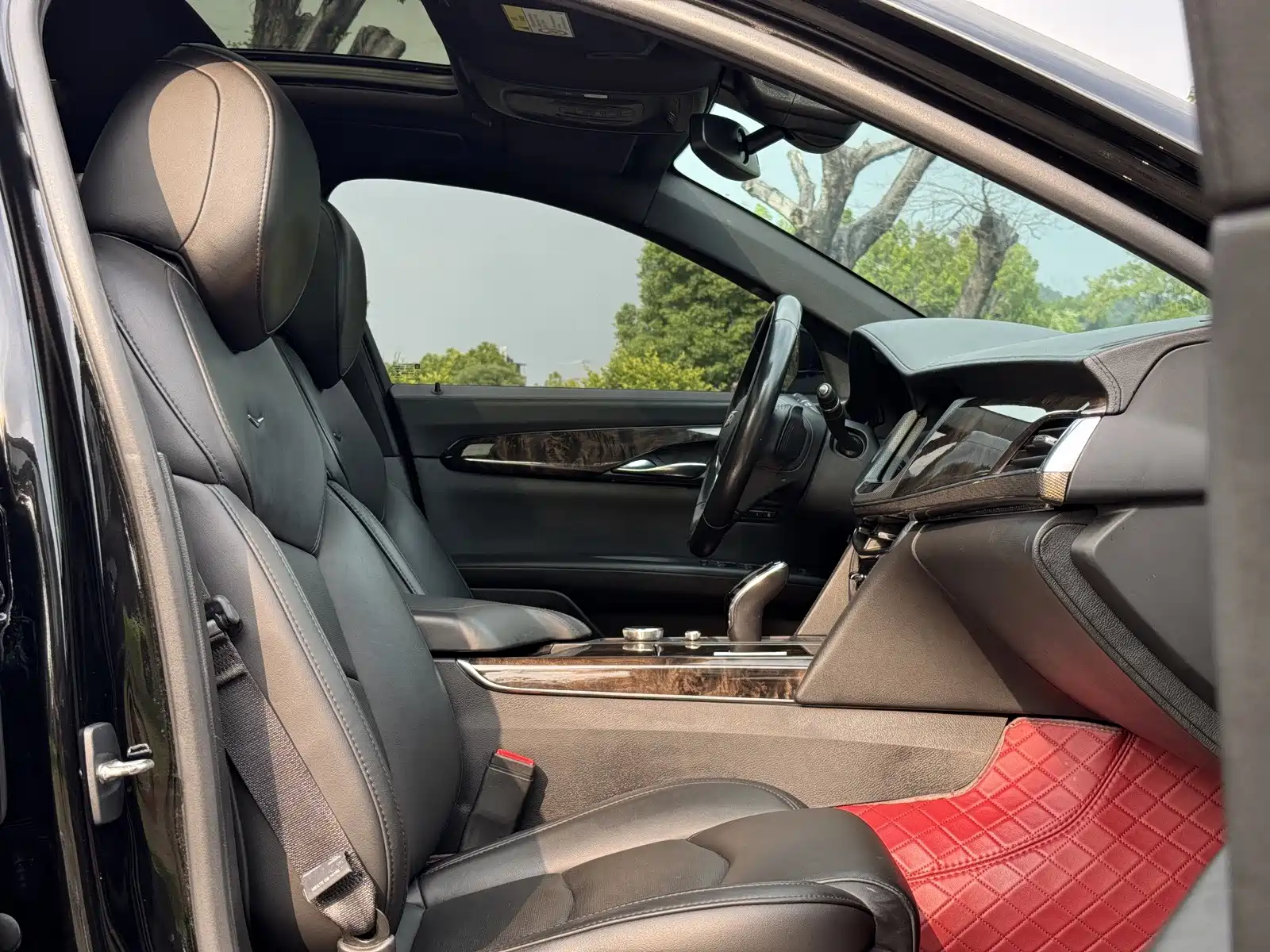 Фото 12 - Cadillac CT6