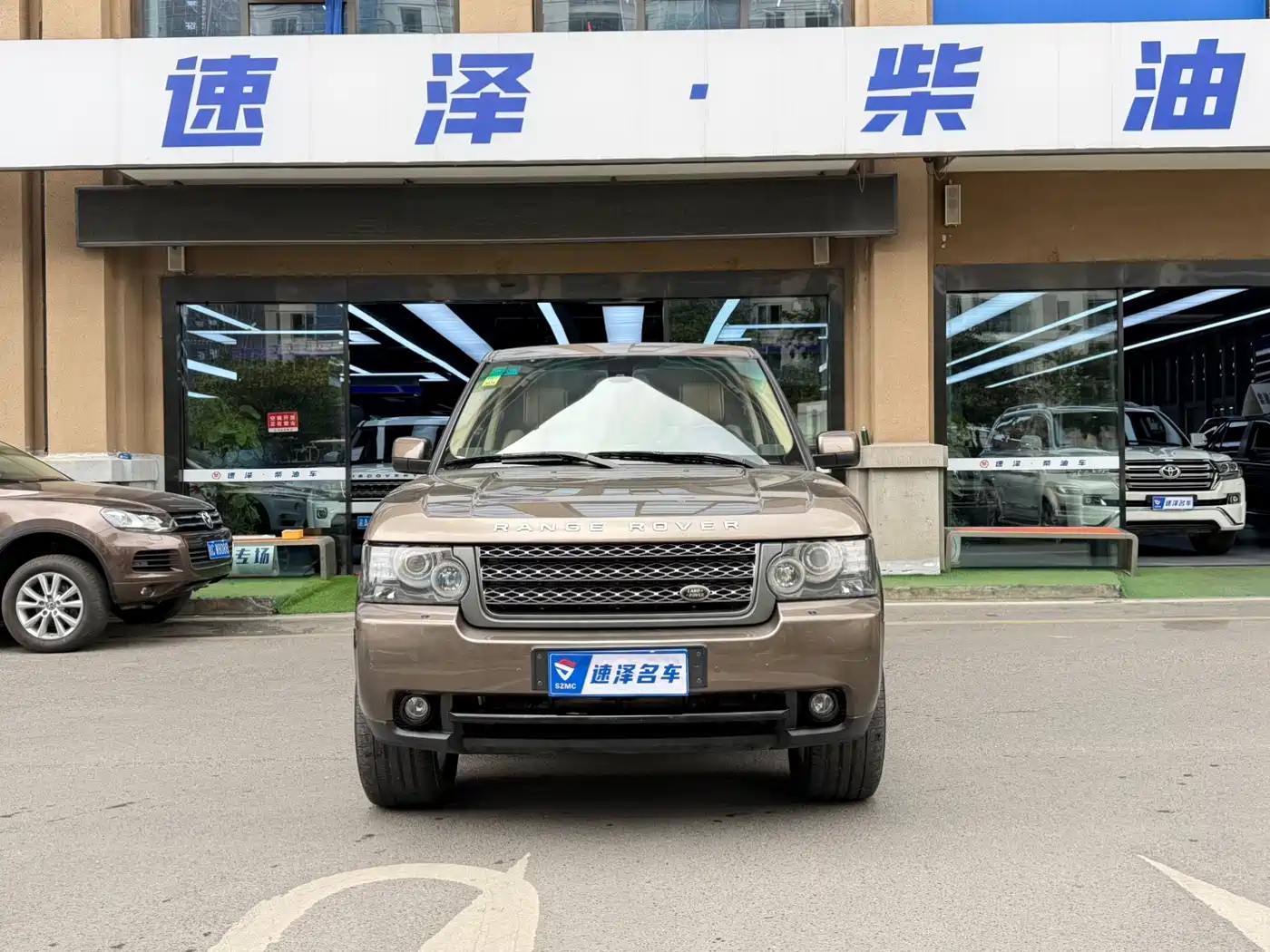 Land Rover Range Rover 2011 3.6 TDV8 фото 2