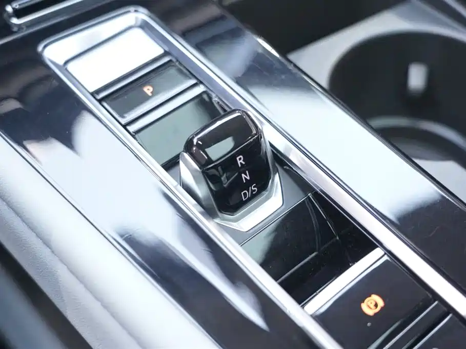 Volkswagen Teramont 2024 380TSI 4WD Prestige Flagship Edition фото 15