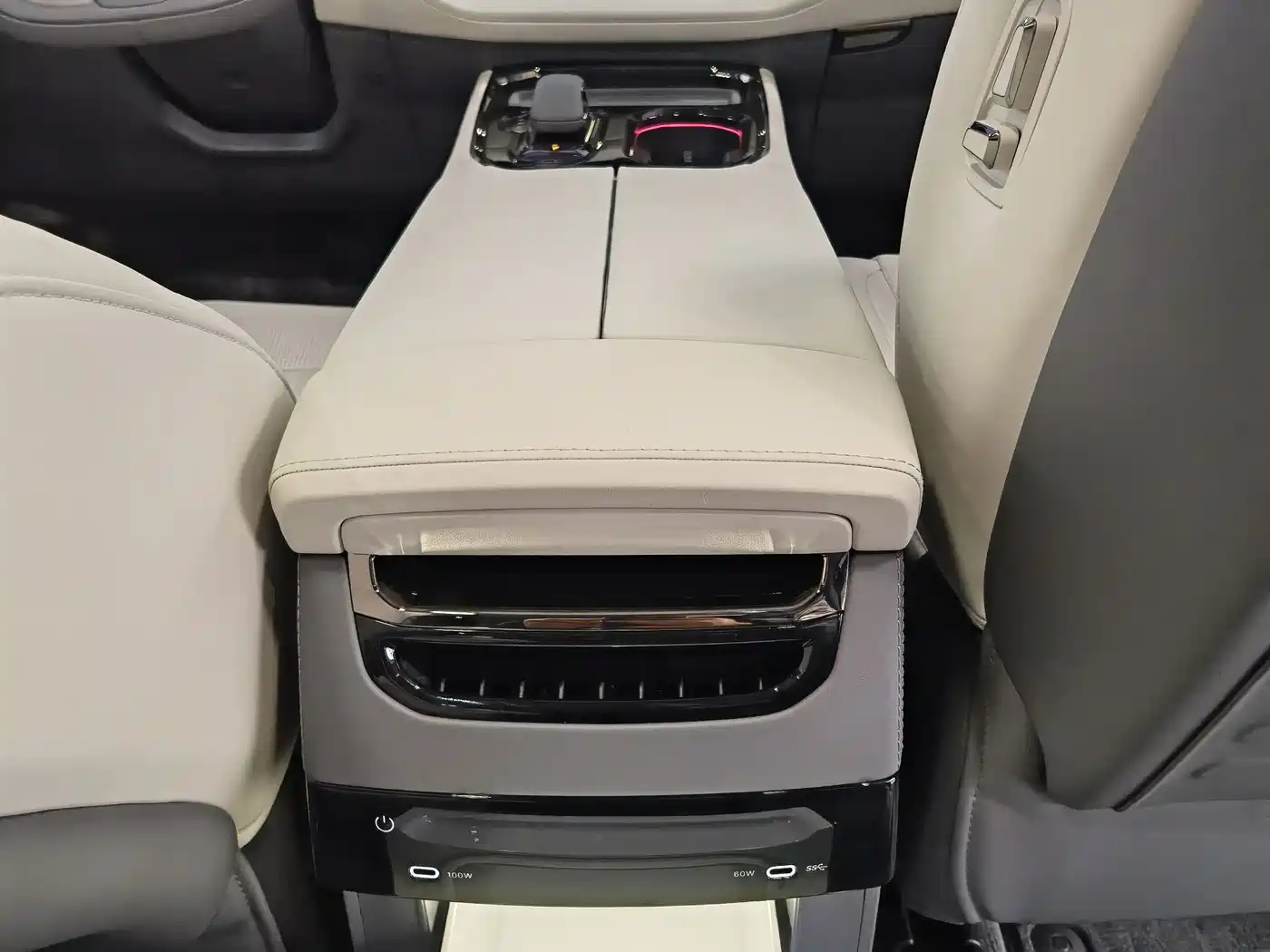 ZEEKR EXTREME KRYPTON 009