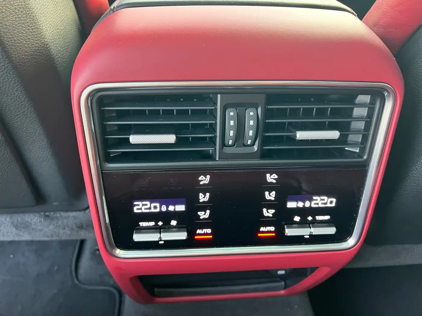 PORSCHE CAYENNE NEW ENERGY