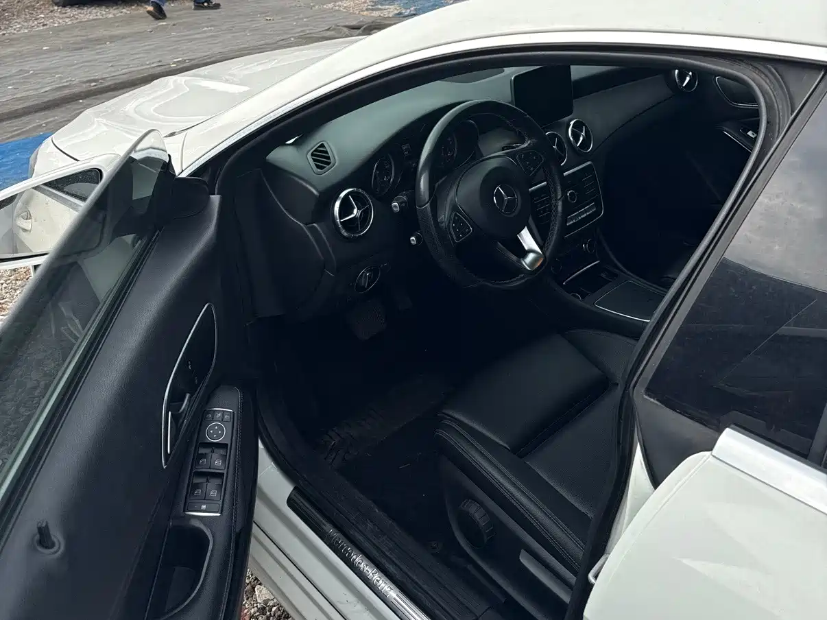 Mercedes-Benz CLA (Import) 2017 2017 CLA 200 Dynamic