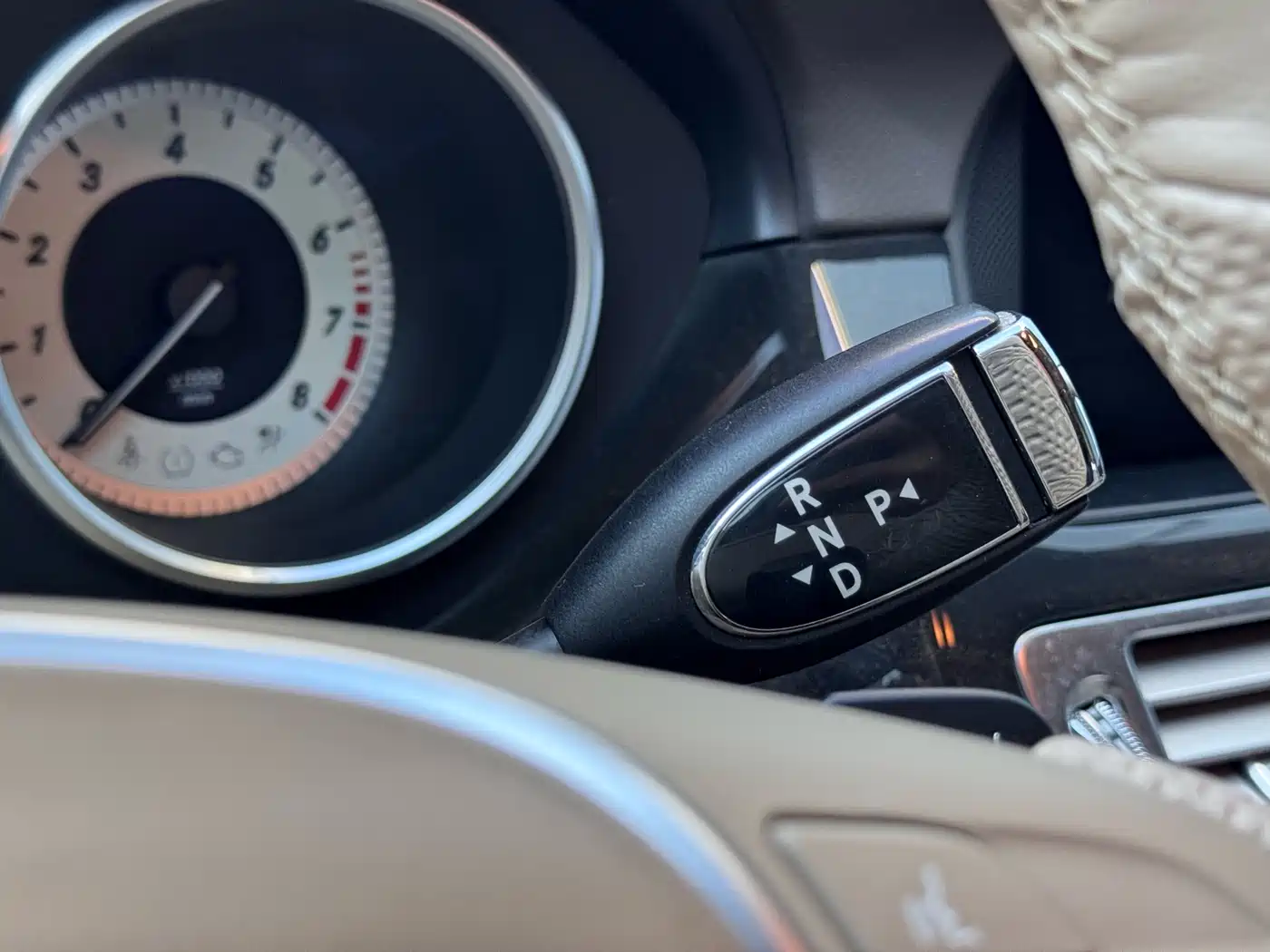 Mercedes-Benz CLS 2012 CLS 300 CGI фото 28