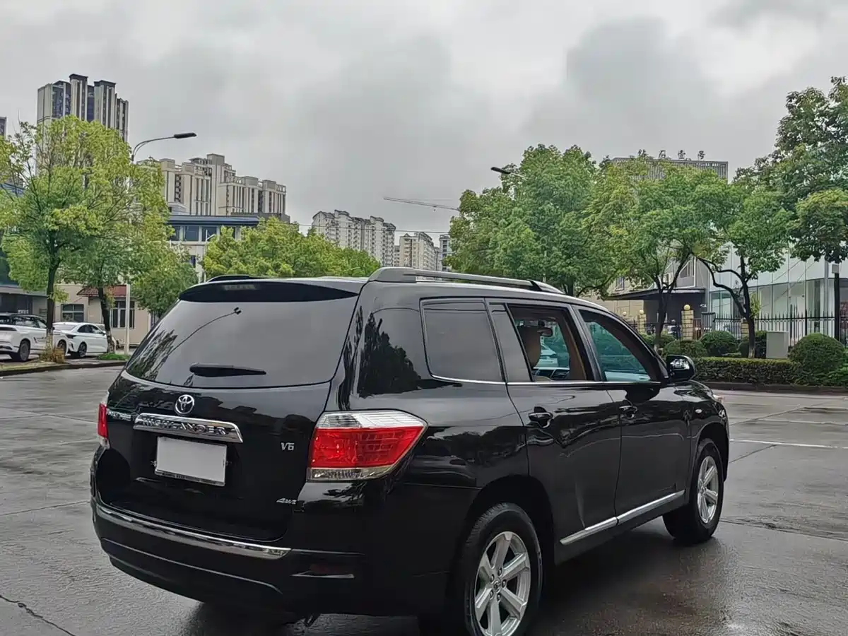 Toyota Highlander 2012 2.7L 2WD 5-seater Elite Edition фото 9