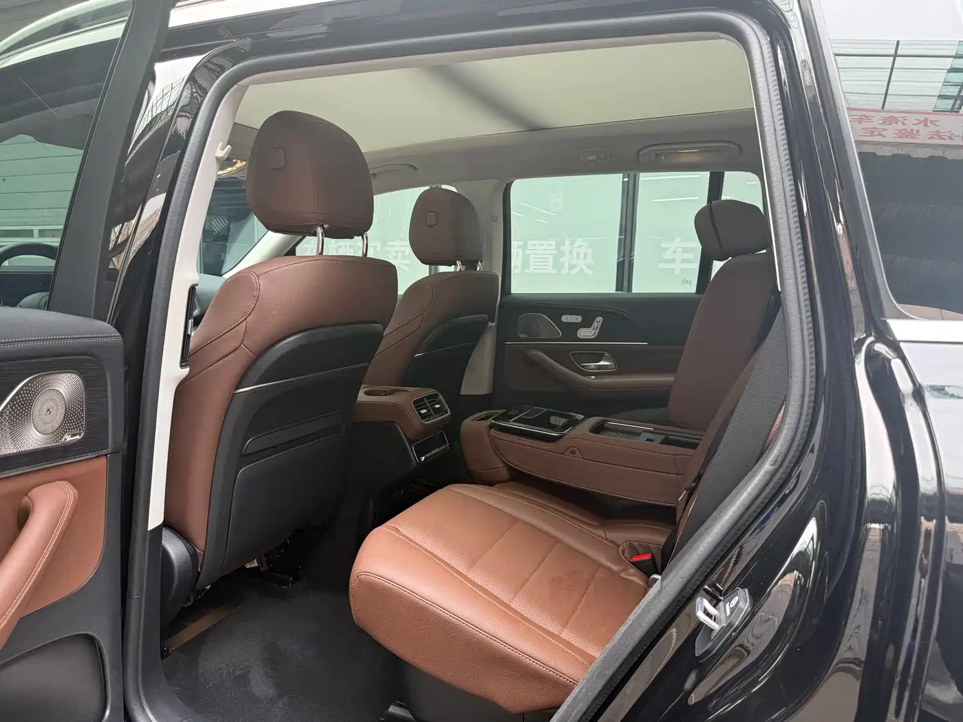 Mercedes-Benz GLS 2024 GLS 450 4MATIC Fashion Edition фото 6