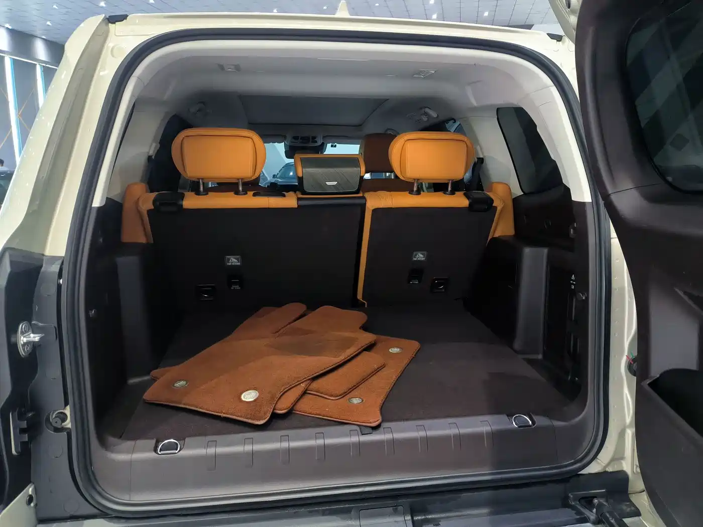 Tank 500 2024 2023 3.0T Business Edition (5-seater)
