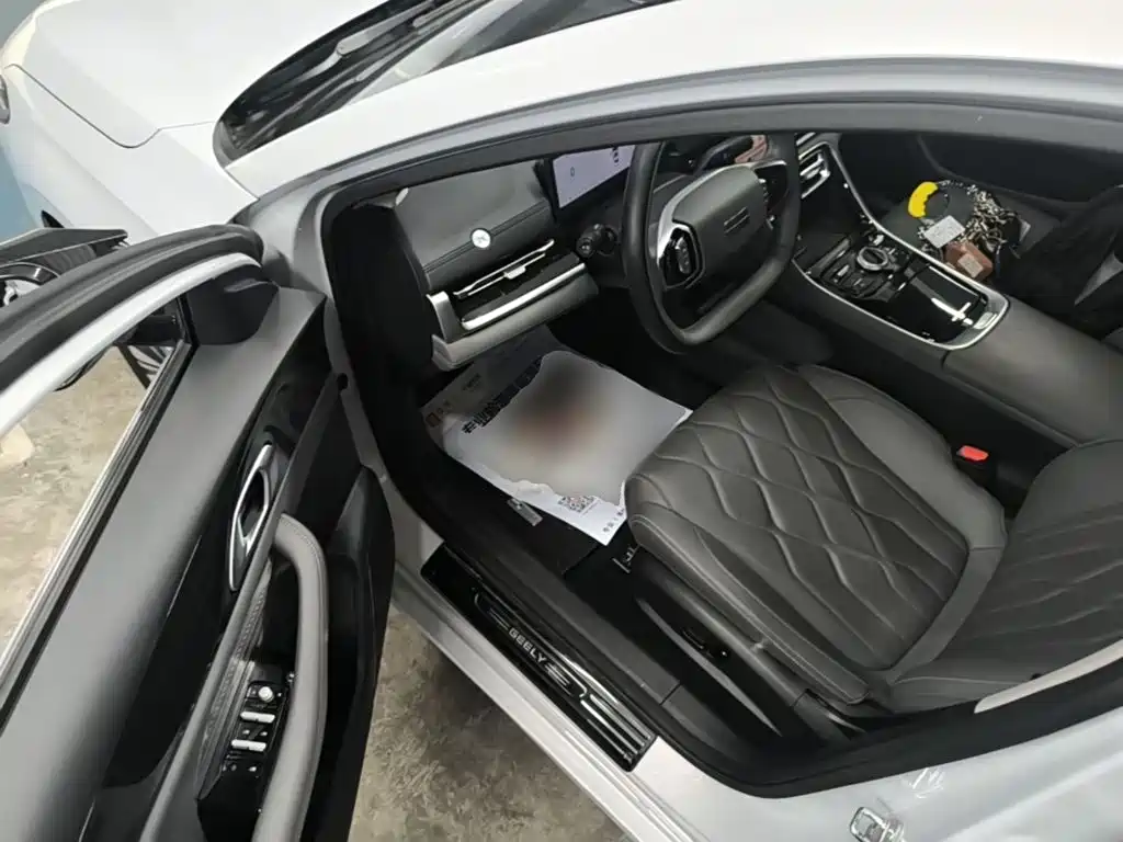 Geely Galaxy Galaxy A7 2025 2025 EM-i 150km Explorer+ Edition