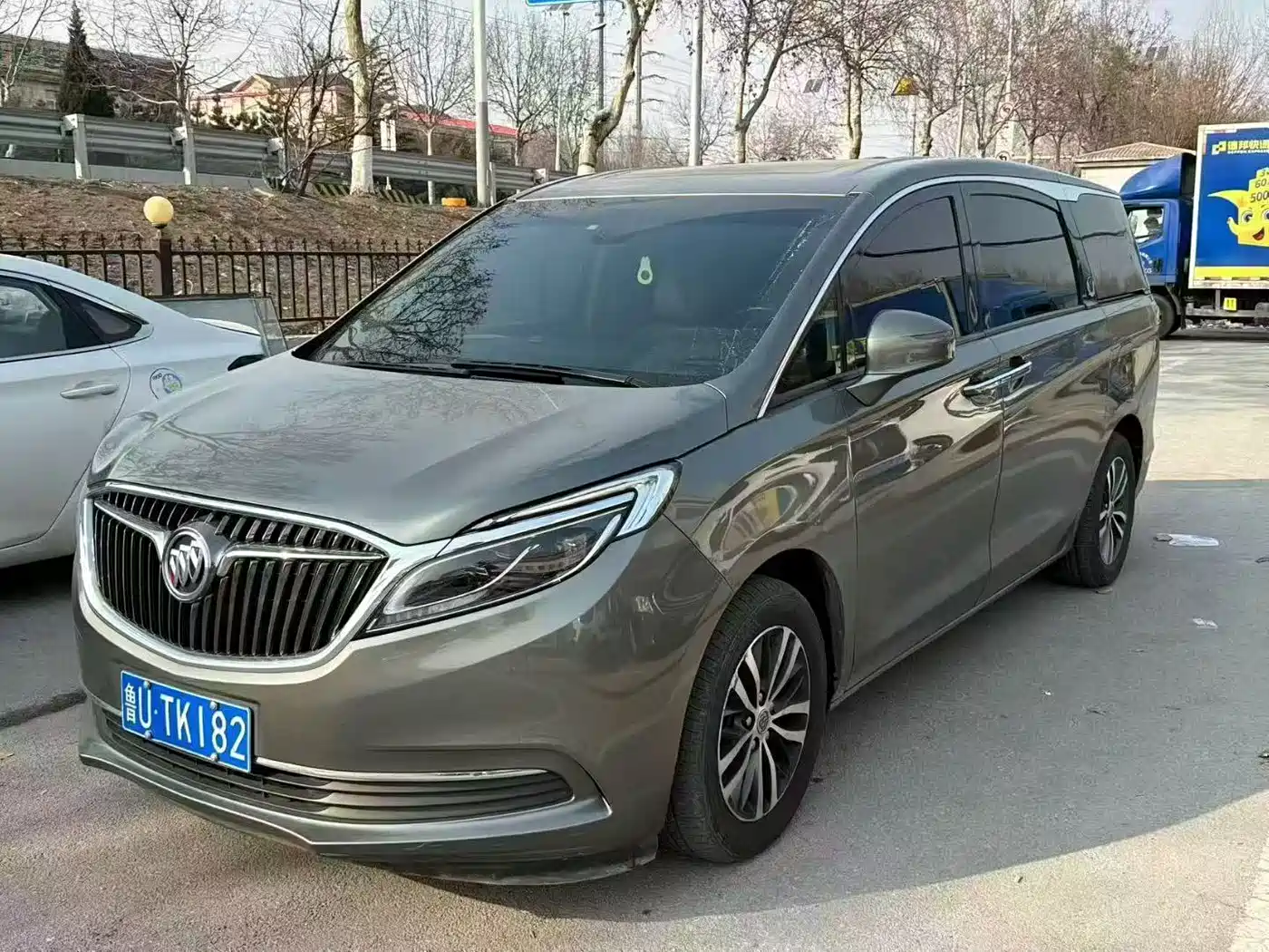 Buick GL8 2017 ES 28T Luxury China V