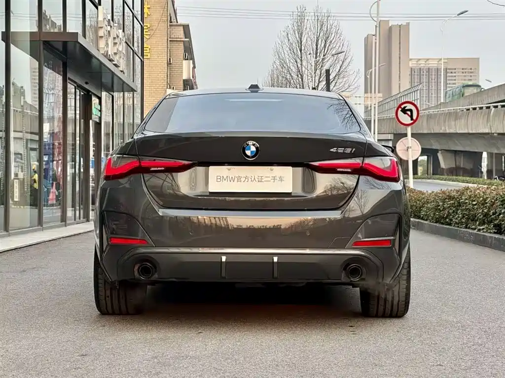 BMW 4-SERIES