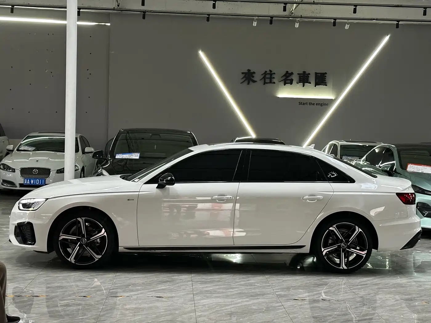 Audi A4L 2025 2025 2 Million Celebration Edition 40 TFSI Luxury Dynamic