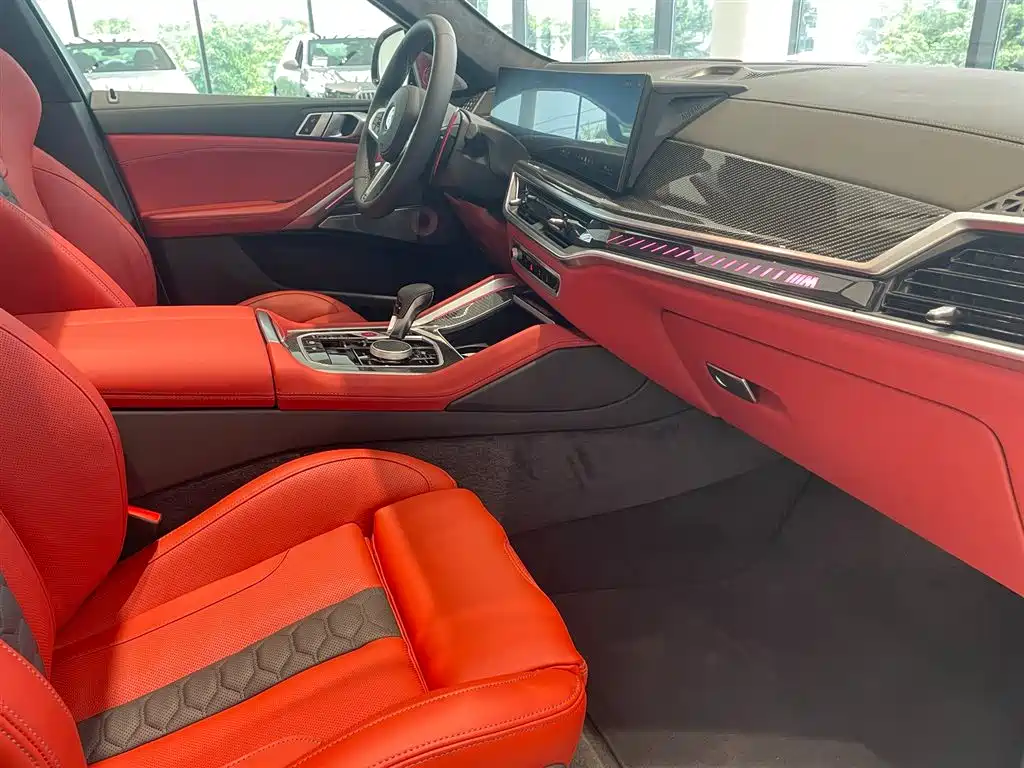 BMW X6 M 2023 Model X6 M Thunder Edition фото 9