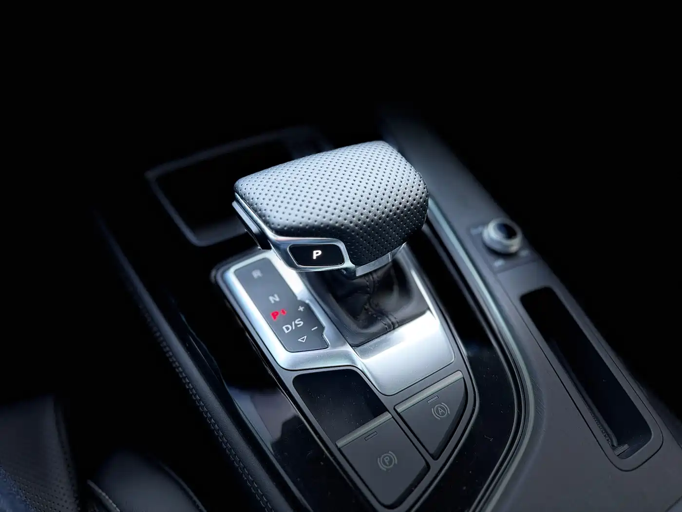 Audi A4L 2024 40 TFSI Luxury Dynamic фото 8