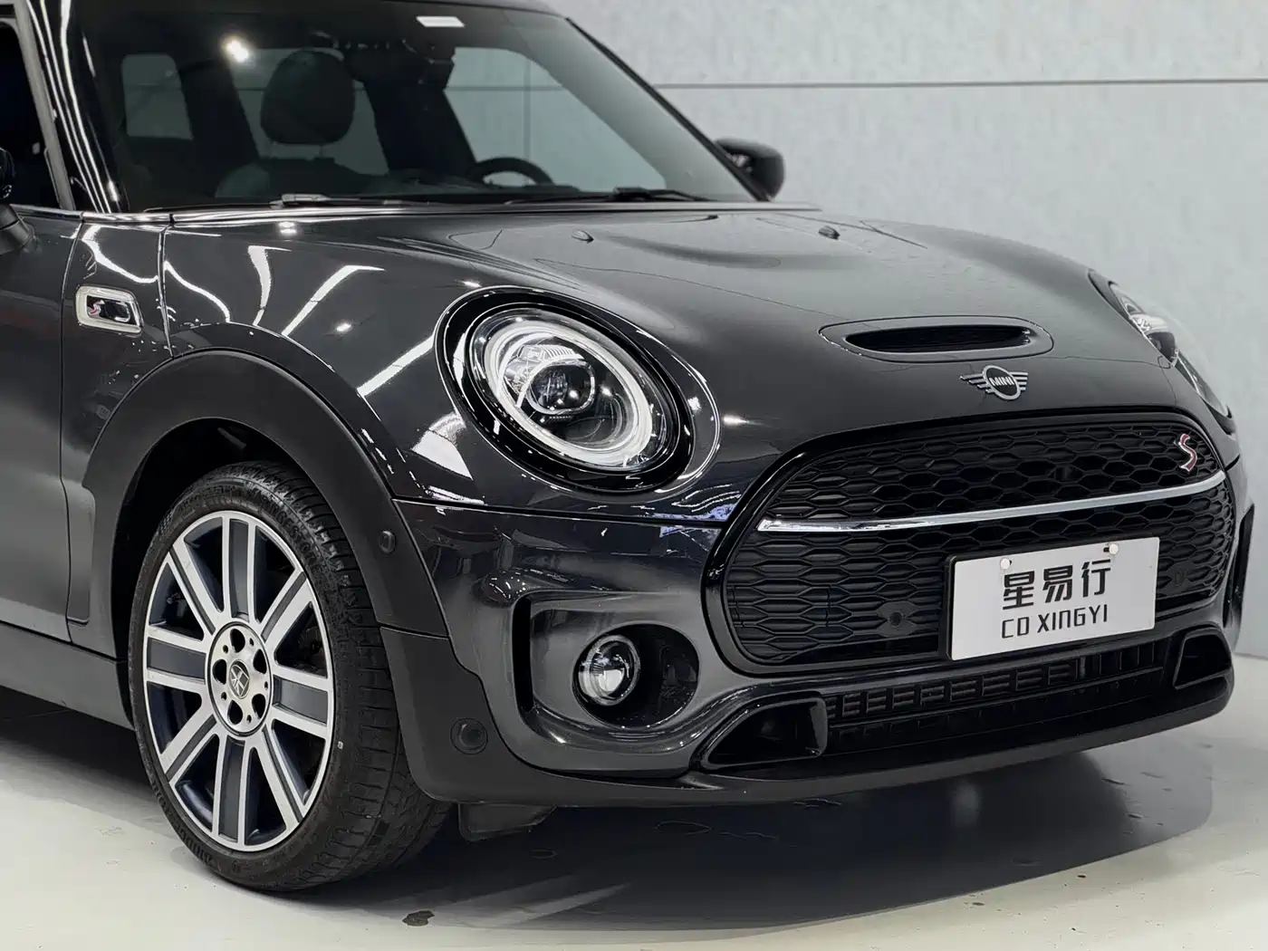 MINI CLUBMAN