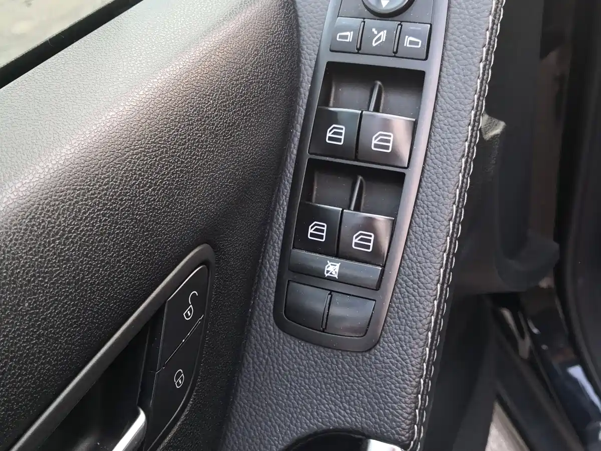 Mercedes-Benz R-Class 2014 R 320 4MATIC Business фото 8