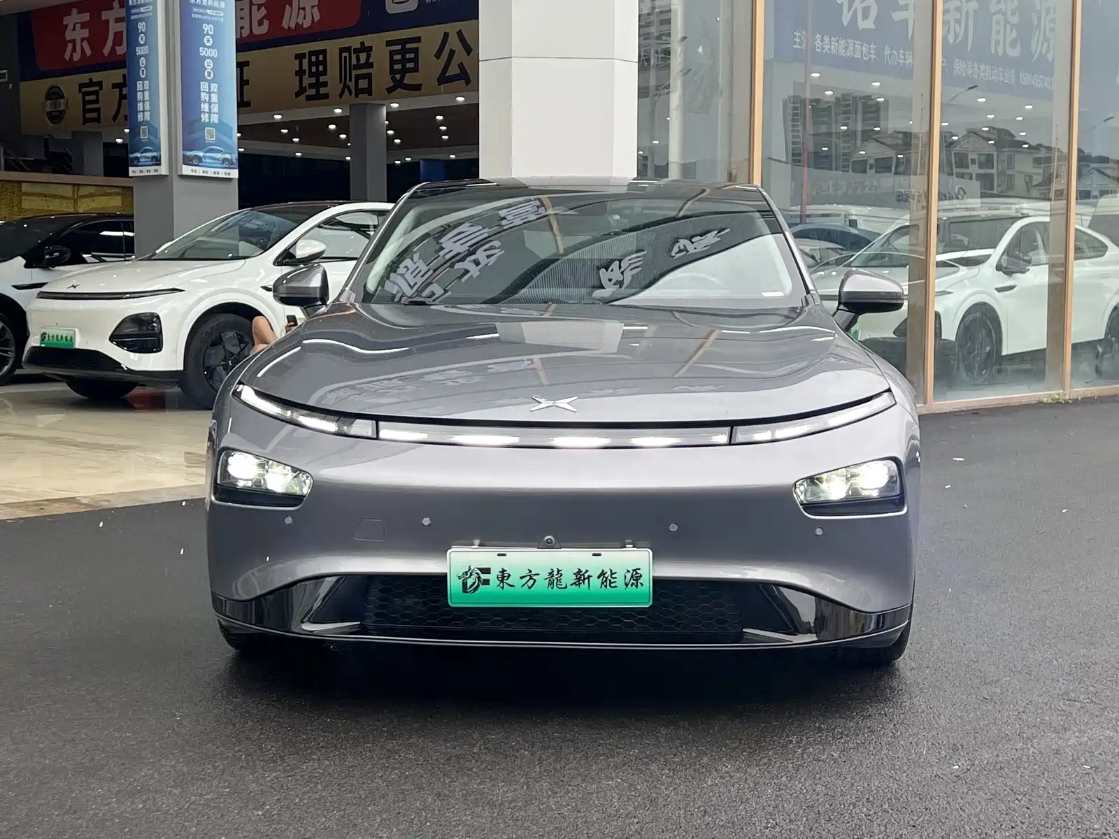 Фото 3 - XPeng P7