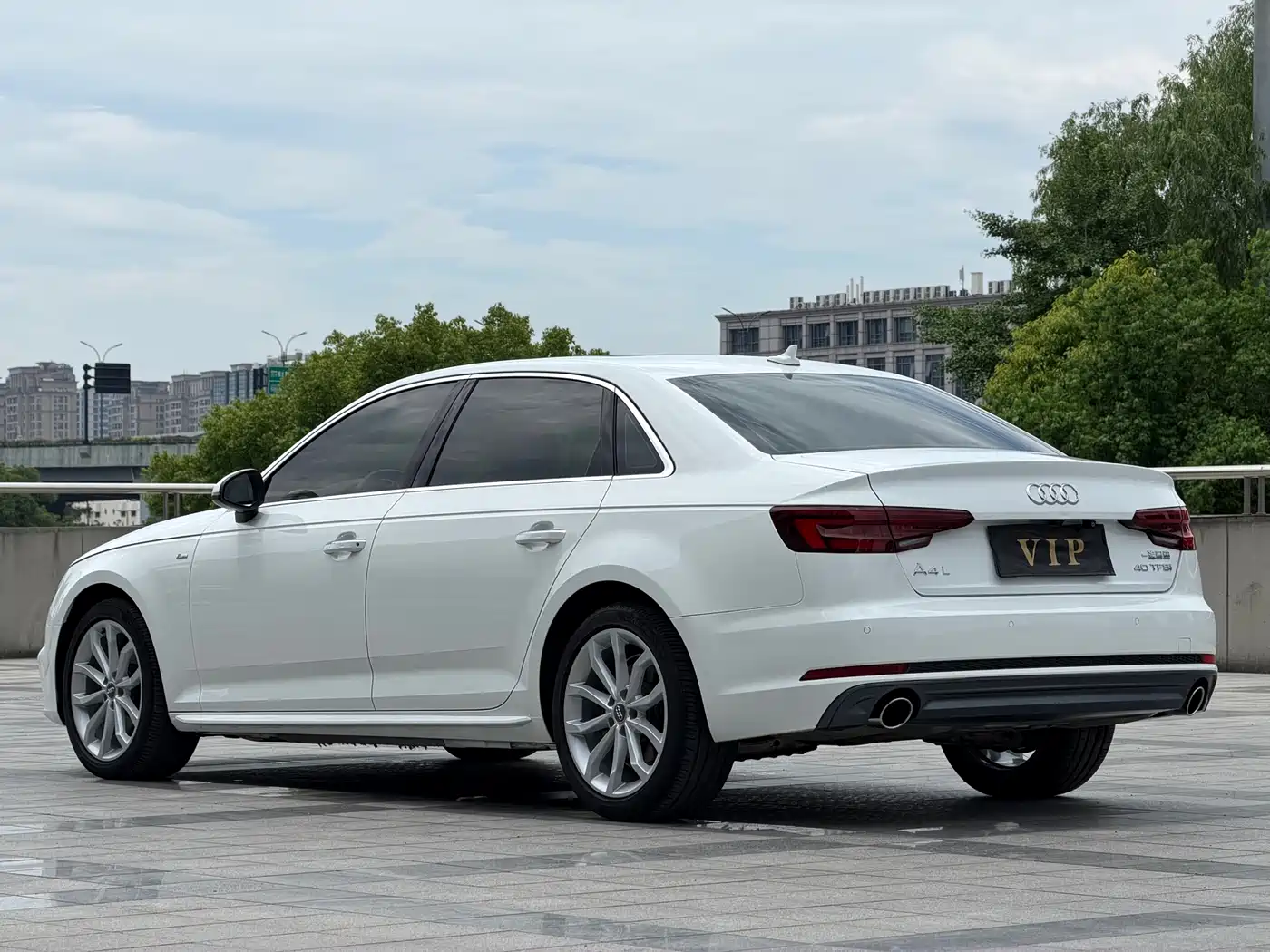 Audi A4L 2018 30th Anniversary 40 TFSI Fashion фото 10