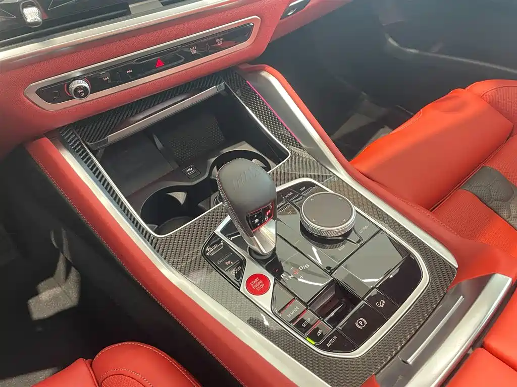 BMW X6 M 2023 Model X6 M Thunder Edition фото 13