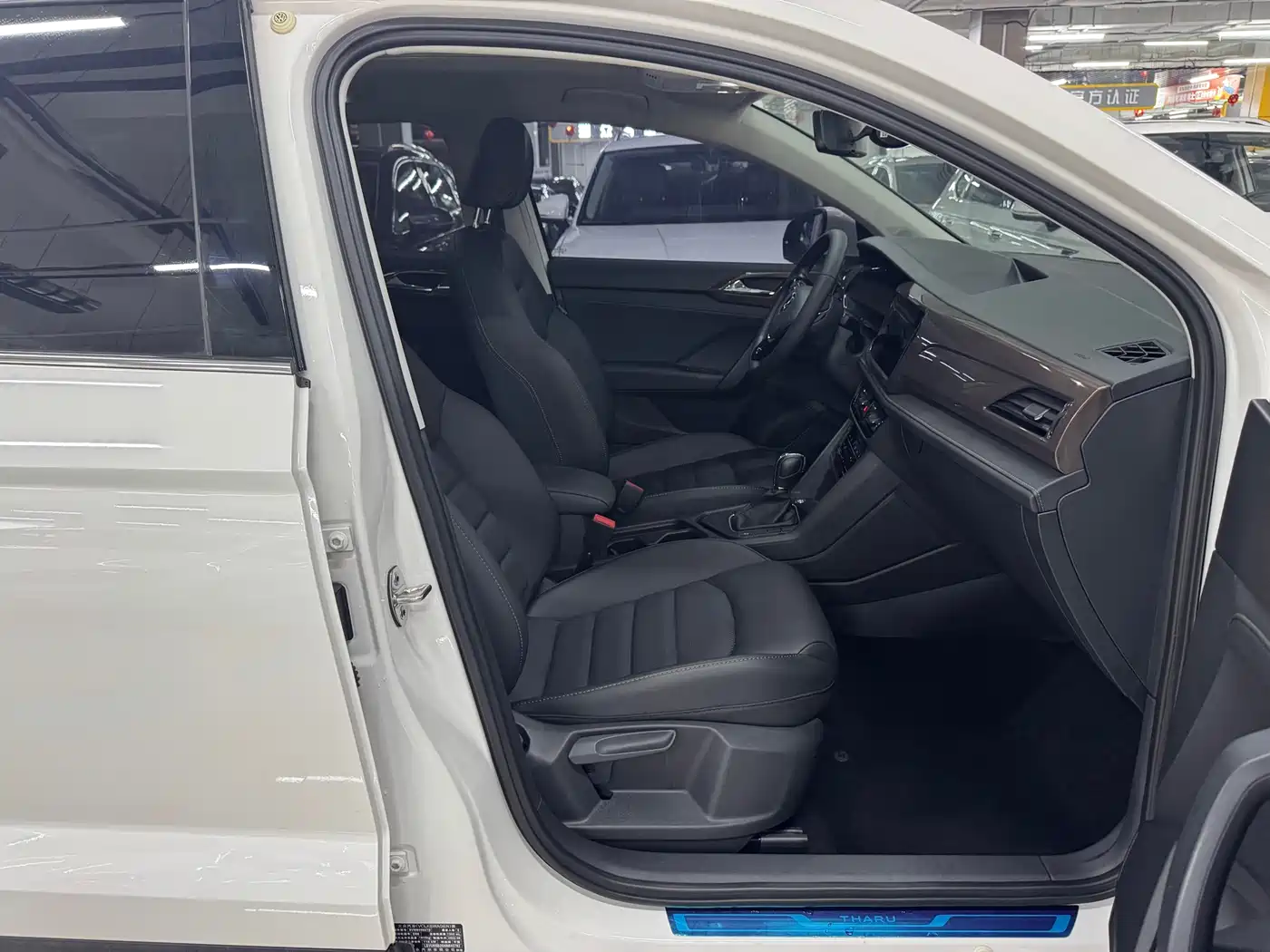 Volkswagen Tharu, миниатюра 13