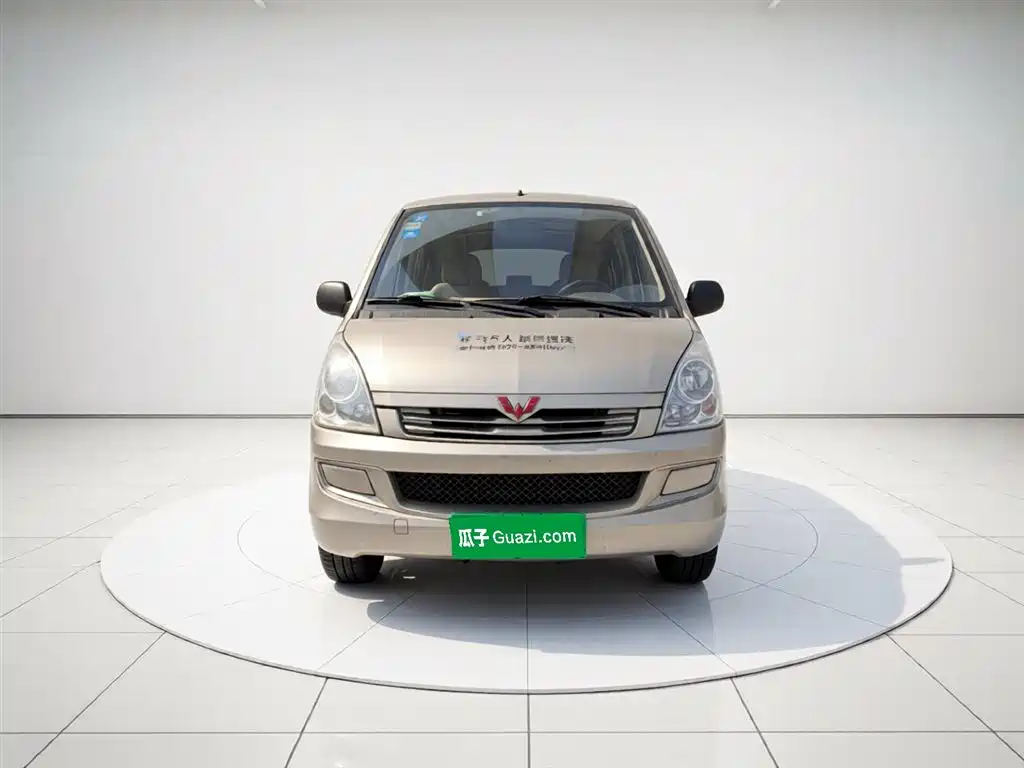 Wuling Motors Wuling Rongguang 2018 2014 1.2L S Base Model