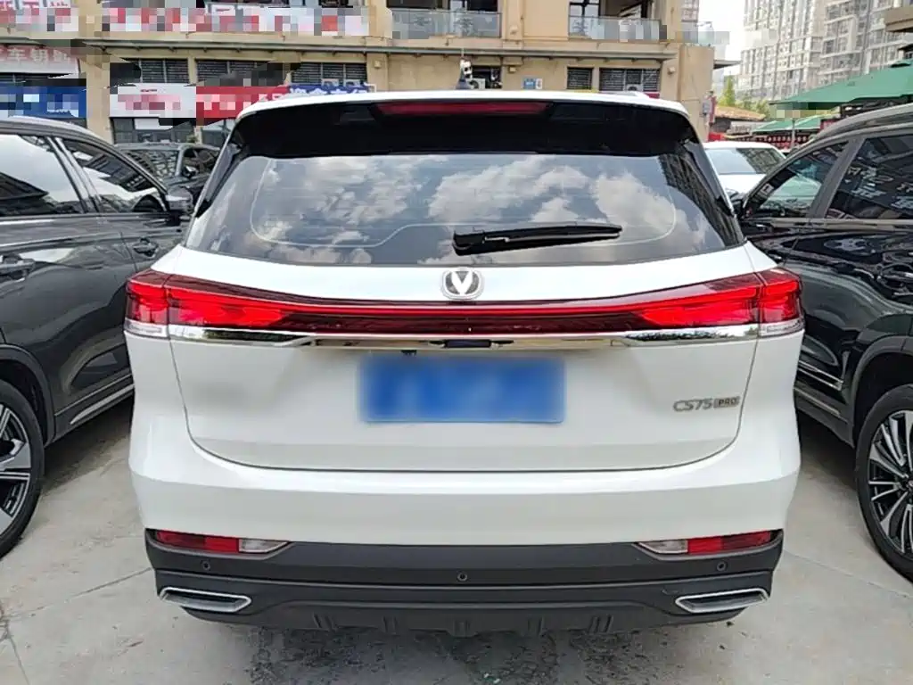 Changan CS75 2025 2025 Model PRO 1.5T Deluxe 7-seater